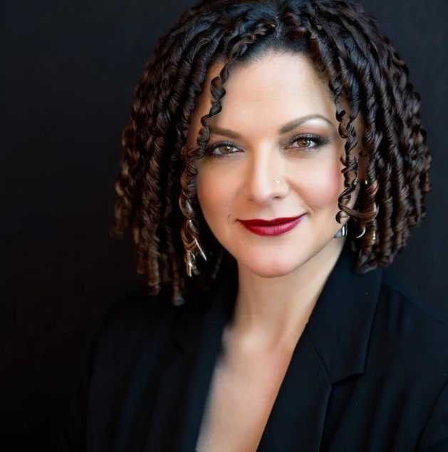 headshot of randi johnson
