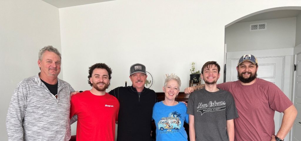 From left to right: Jeremy Borup (brother); Jordan Borup (nephew); Mark Loening (cousin); Judge Lorello; Spencer Lorello (son); Colby Borup
(nephew).