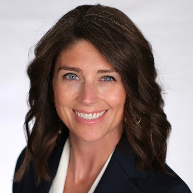 headshot of Jen Neyenhouse