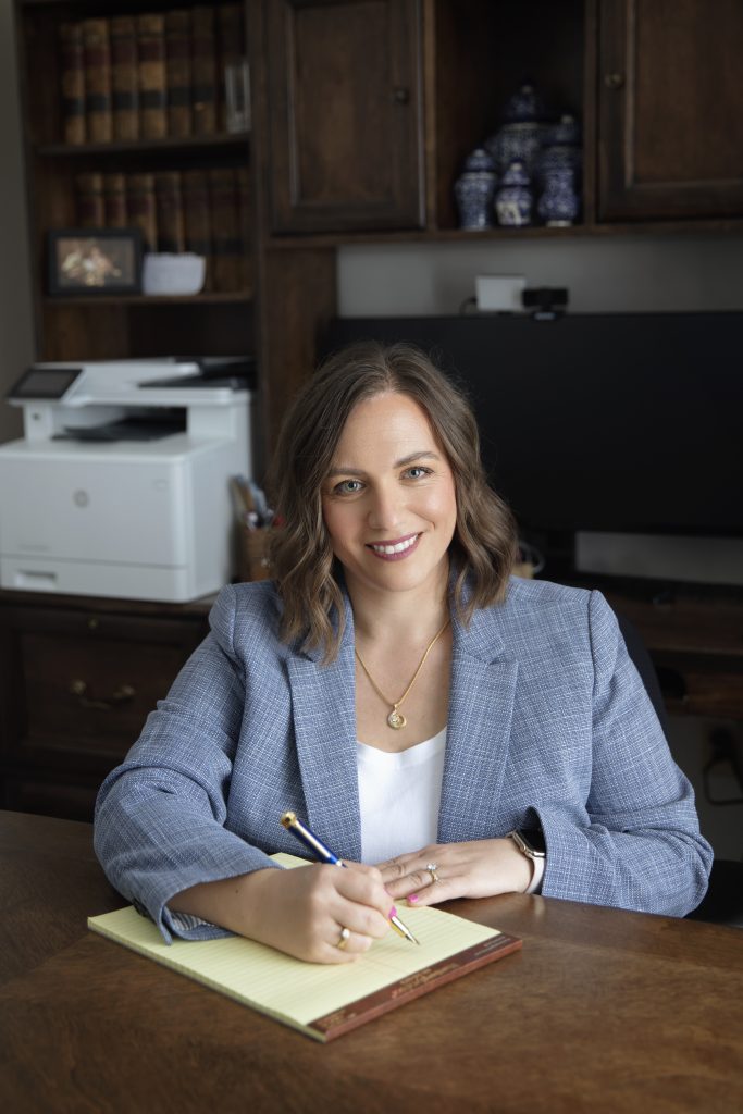 Service - Lisa Fabreguette