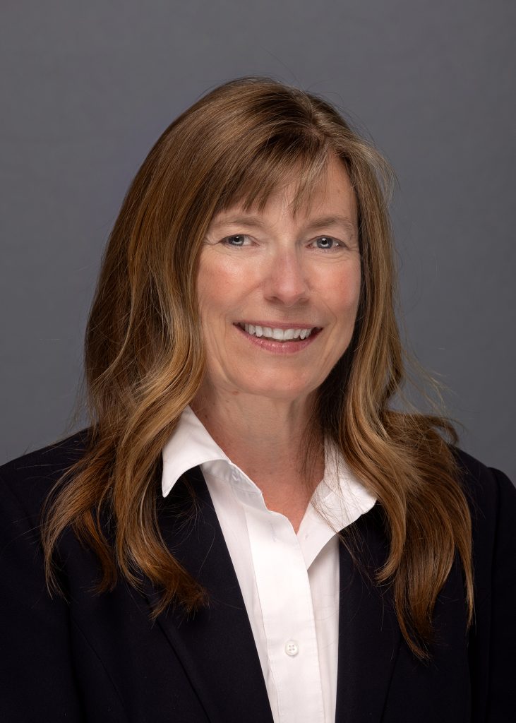 headshot of patty weeks
